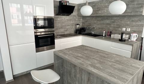 Mieten 2-Zimmer-Wohnung, 2-Zimmer-Wohnung, Dona Sandtnera, Pezinok, Sl