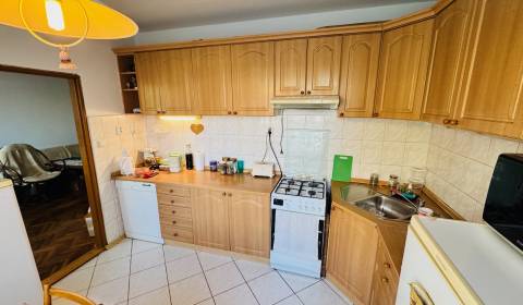 Kaufen 3-Zimmer-Wohnung, 3-Zimmer-Wohnung, Nádražná, Partizánske, Slow