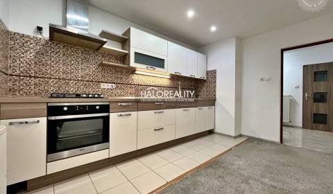 Kaufen Einfamilienhaus, Levice, Slowakei