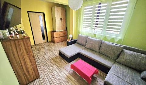 Kaufen 3-Zimmer-Wohnung, 3-Zimmer-Wohnung, Bánovce nad Bebravou, Slowa