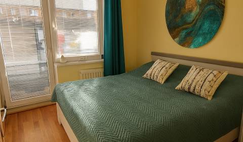 Kaufen 3-Zimmer-Wohnung, 3-Zimmer-Wohnung, Hviezdoslavova, Zlaté Morav