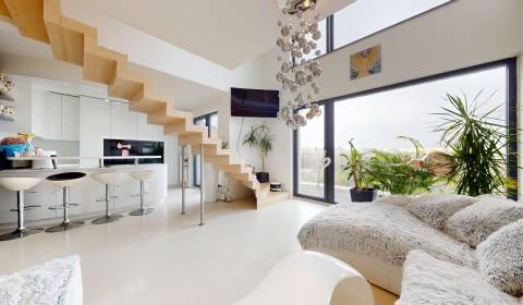 Kaufen 4-Zimmer-Wohnung, 4-Zimmer-Wohnung, Rusovská cesta, Bratislava 