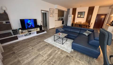 Kaufen 2-Zimmer-Wohnung, 2-Zimmer-Wohnung, Škultétyho, Topoľčany, Slow