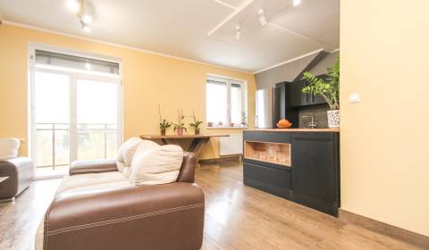 Kaufen 4-Zimmer-Wohnung, 4-Zimmer-Wohnung, Trenčín, Slowakei