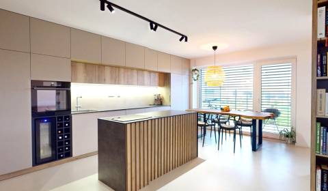 Kaufen Einfamilienhaus, Einfamilienhaus, Trenčín, Slowakei