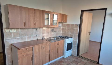 Kaufen 1-Zimmer-Wohnung, 1-Zimmer-Wohnung, Eótvosa, Komárno, Slowakei