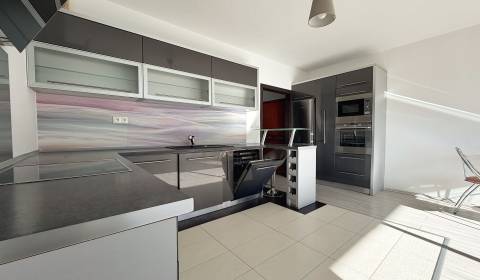 Kaufen 3-Zimmer-Wohnung, 3-Zimmer-Wohnung, Vrakunská, Bratislava - Vra