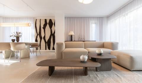 Mieten 4-Zimmer-Wohnung, 4-Zimmer-Wohnung, Jančova, Bratislava - Staré