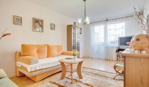 Kaufen 3-Zimmer-Wohnung, 3-Zimmer-Wohnung, Nové Zámky, Slowakei