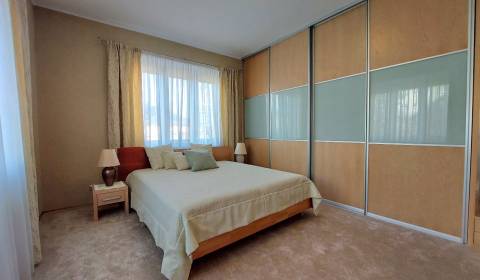 Kaufen 3-Zimmer-Wohnung, 3-Zimmer-Wohnung, Legionárska, Trenčín, Slowa