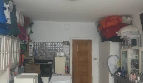 Kaufen Garconniere, Garconniere, Žiar nad Hronom, Slowakei