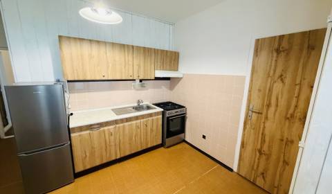 Mieten 2-Zimmer-Wohnung, 2-Zimmer-Wohnung, S. H. Vajanského, Nové Zámk