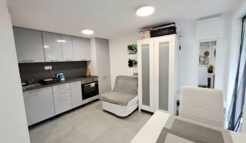 Kaufen Garconniere, Garconniere, Bratislava - Ružinov, Slowakei