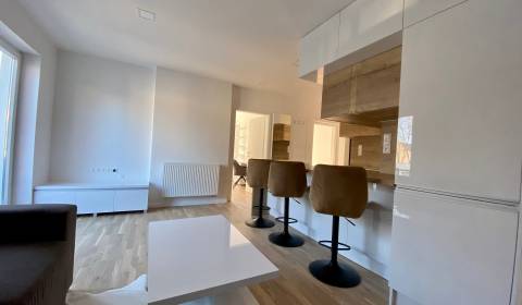 Kaufen 3-Zimmer-Wohnung, 3-Zimmer-Wohnung, Kúpeľná, Komárno, Slowakei