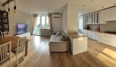 Kaufen 3-Zimmer-Wohnung, 3-Zimmer-Wohnung, Sokolská, Bratislava - Star