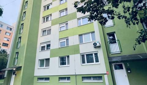 Kaufen 3-Zimmer-Wohnung, 3-Zimmer-Wohnung, Dunajská Streda, Slowakei
