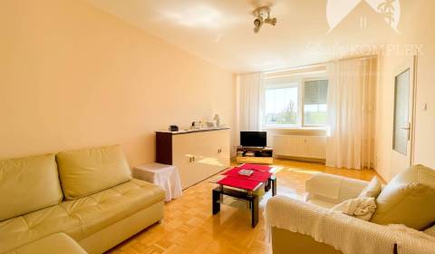 Kaufen 4-Zimmer-Wohnung, 4-Zimmer-Wohnung, Dunajská Streda, Slowakei