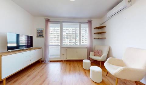 Mieten 2-Zimmer-Wohnung, 2-Zimmer-Wohnung, Šustekova, Bratislava - Pet