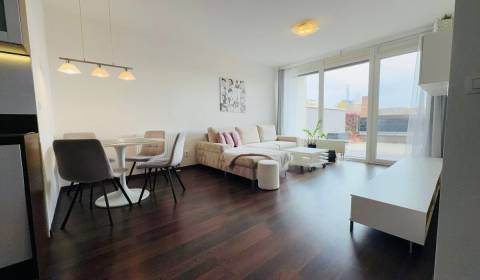 Kaufen 2-Zimmer-Wohnung, 2-Zimmer-Wohnung, Pezinok, Slowakei