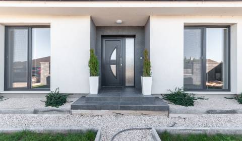 Kaufen Einfamilienhaus, Einfamilienhaus, Komárno, Slowakei