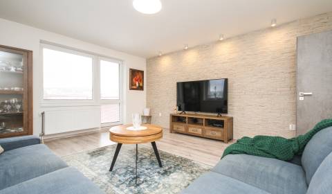 Kaufen 3-Zimmer-Wohnung, 3-Zimmer-Wohnung, Staničná, Trenčín, Slowakei