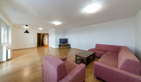 Kaufen 4-Zimmer-Wohnung, 4-Zimmer-Wohnung, Bakošova, Bratislava - Lama