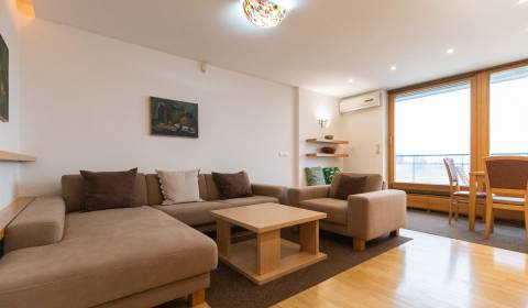 Mieten 2-Zimmer-Wohnung, 2-Zimmer-Wohnung, Medená, Bratislava - Staré 