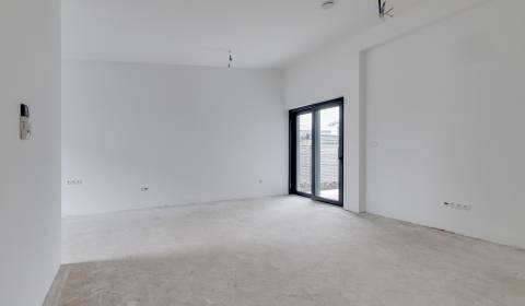 Kaufen Einfamilienhaus, Einfamilienhaus, Pri parku, Pezinok, Slowakei