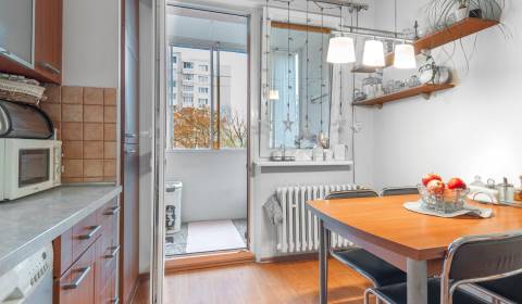 Kaufen 4-Zimmer-Wohnung, 4-Zimmer-Wohnung, Poľnohospodárska, Bratislav