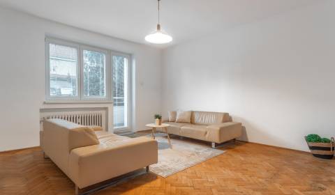 Mieten 3-Zimmer-Wohnung, 3-Zimmer-Wohnung, Pavlovova, Bratislava - Ruž