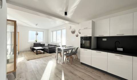 Mieten 2-Zimmer-Wohnung, 2-Zimmer-Wohnung, Kožušnícka, Trenčín, Slowak