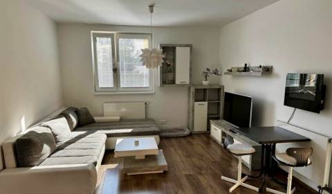 Mieten 3-Zimmer-Wohnung, 3-Zimmer-Wohnung, Bystrická, Bratislava - Dev