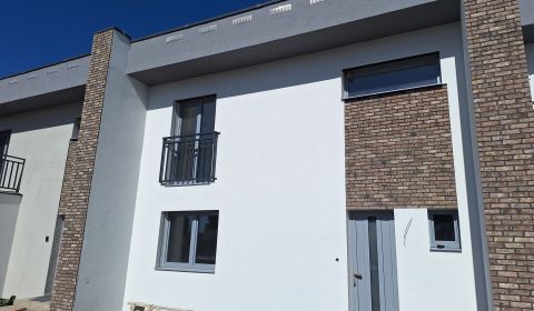 Kaufen Einfamilienhaus, Einfamilienhaus, Nové Zámky, Slowakei