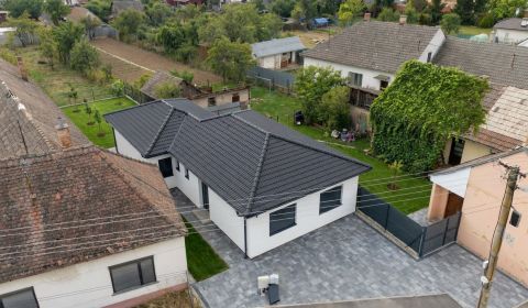 Kaufen Einfamilienhaus, Einfamilienhaus, Strážovská cesta, Piešťany, S