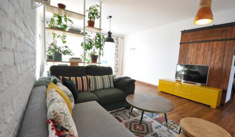 Kaufen 3-Zimmer-Wohnung, 3-Zimmer-Wohnung, Šancová, Bratislava - Staré