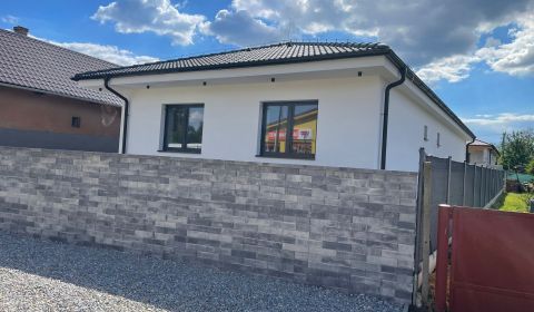 Kaufen Einfamilienhaus, Einfamilienhaus, Nové Zámky, Slowakei