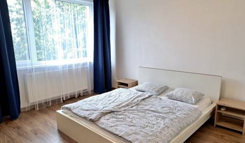 Mieten 3-Zimmer-Wohnung, 3-Zimmer-Wohnung, Bratislava - Vajnory, Slowa