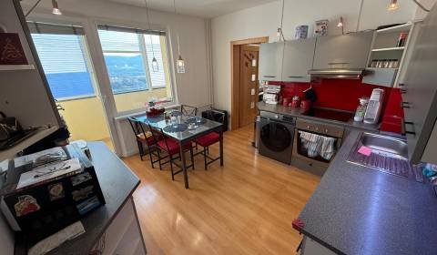Kaufen 3-Zimmer-Wohnung, 3-Zimmer-Wohnung, A. Dubčeka, Žiar nad Hronom