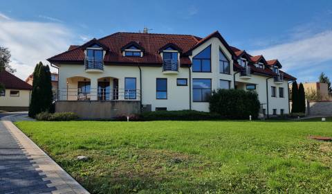 ZU VERKAUFEN - EXKLUSIVE VILLA - NITRA