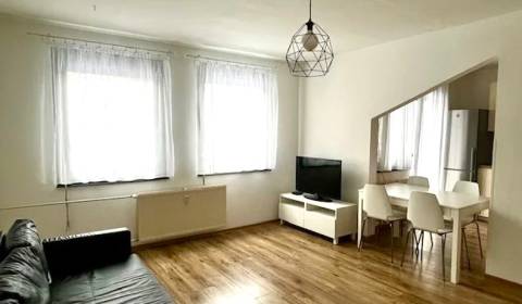 Mieten 3-Zimmer-Wohnung, 3-Zimmer-Wohnung, Mierová, Bratislava - Ružin