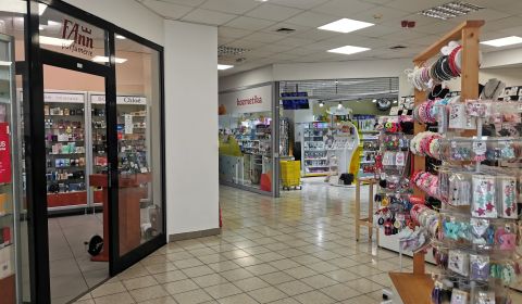 Mieten Geschäftsräumlichkeiten, Geschäftsräumlichkeiten, Komárno, Slow