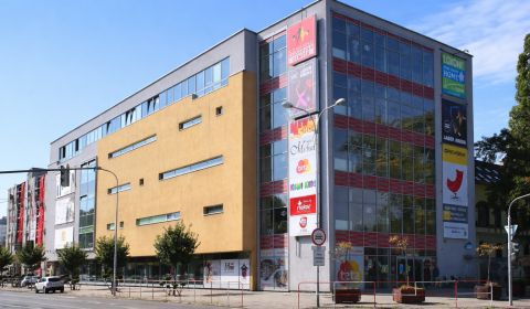 Mieten Geschäftsräumlichkeiten, Geschäftsräumlichkeiten, Komárno, Slow