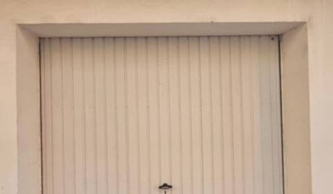 Kaufen Garage, Garage, Šmidkeho, Trenčín, Slowakei