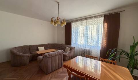 Kaufen 3-Zimmer-Wohnung, 3-Zimmer-Wohnung, Krajinská, Piešťany, Slowak