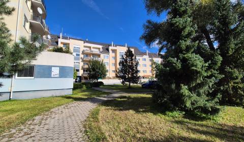 Kaufen 2-Zimmer-Wohnung, 2-Zimmer-Wohnung, E. Belluša, Piešťany, Slowa