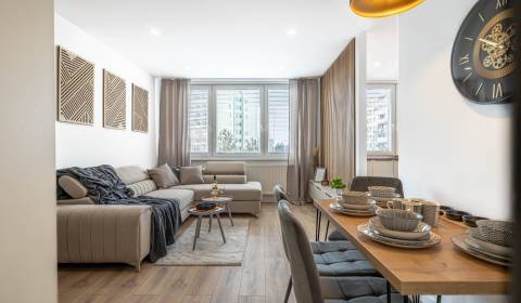 Kaufen 4-Zimmer-Wohnung, 4-Zimmer-Wohnung, Uralská, Košice - Nad Jazer