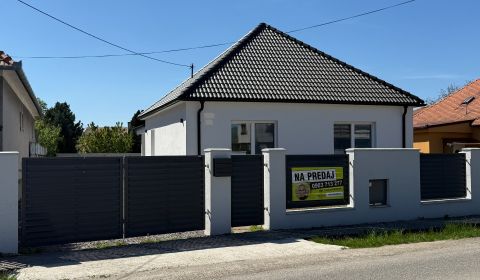 Kaufen Einfamilienhaus, Einfamilienhaus, Zlaté Moravce, Slowakei