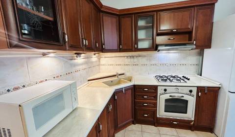 Mieten 3-Zimmer-Wohnung, 3-Zimmer-Wohnung, S.H. Vajanského, Nové Zámky