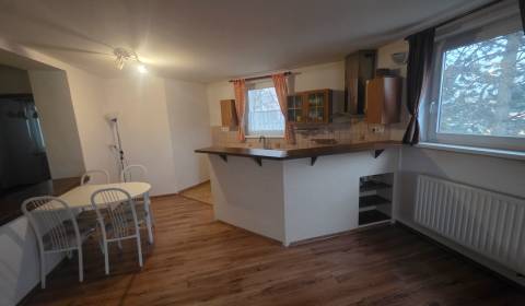 Kaufen 3-Zimmer-Wohnung, 3-Zimmer-Wohnung, Železničiarska, Galanta, Sl