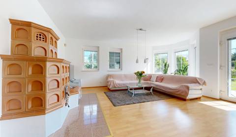 Kaufen Einfamilienhaus, Einfamilienhaus, Puškinova, Senec, Slowakei